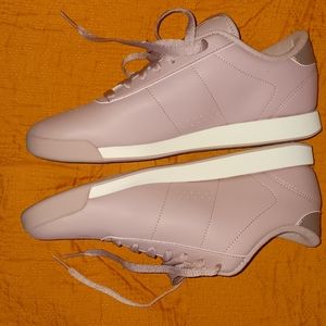 Reebok Womens Princess Pink Shoes